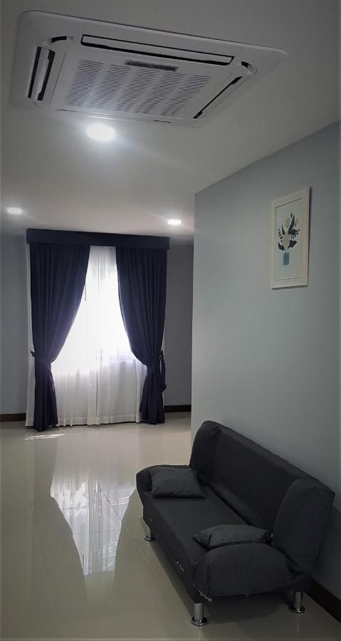 La Capannina Hotel Patong Esterno foto